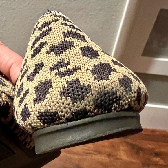 rothy’s round toe ballet flats. Leopard print size 8W - Picture 6 of 6